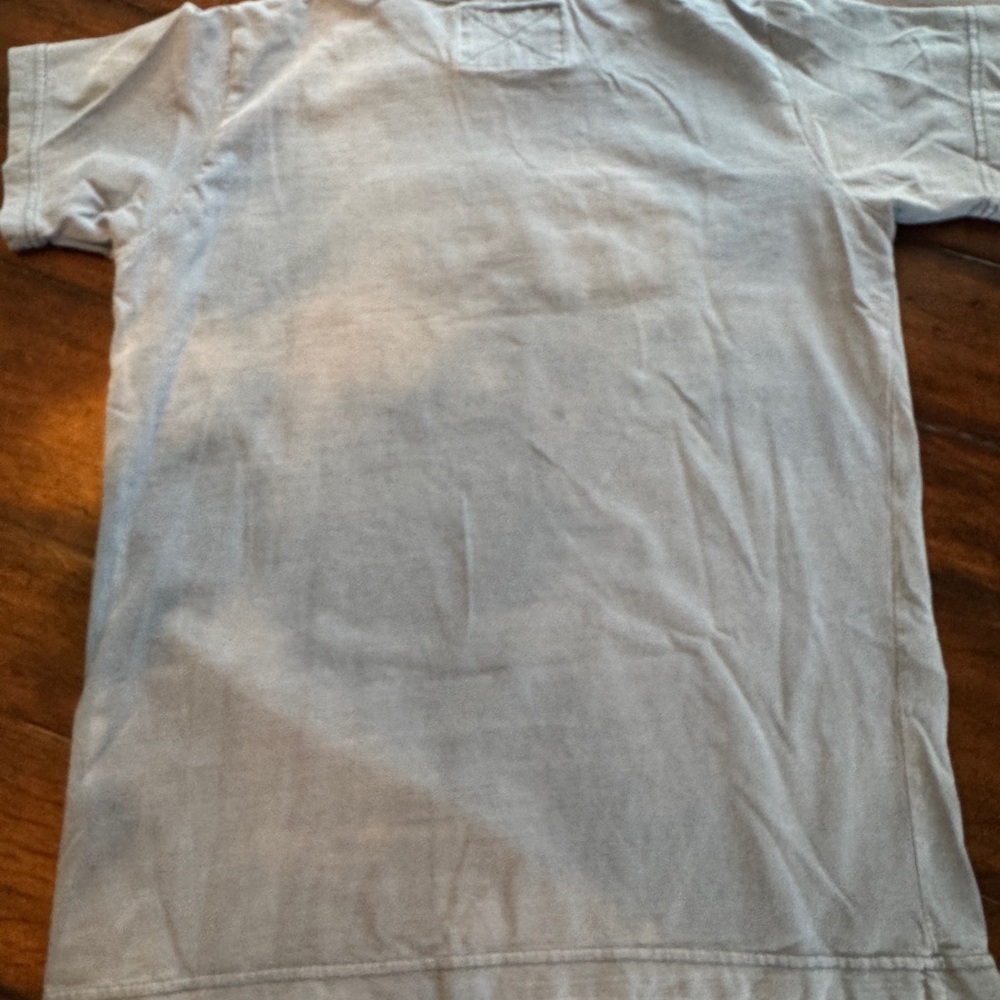 St. Simons Island Blue T-Shirt- Size M - Picture 6 of 7